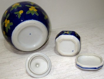 Vasija y caja porcelana azul y amarilla (3)